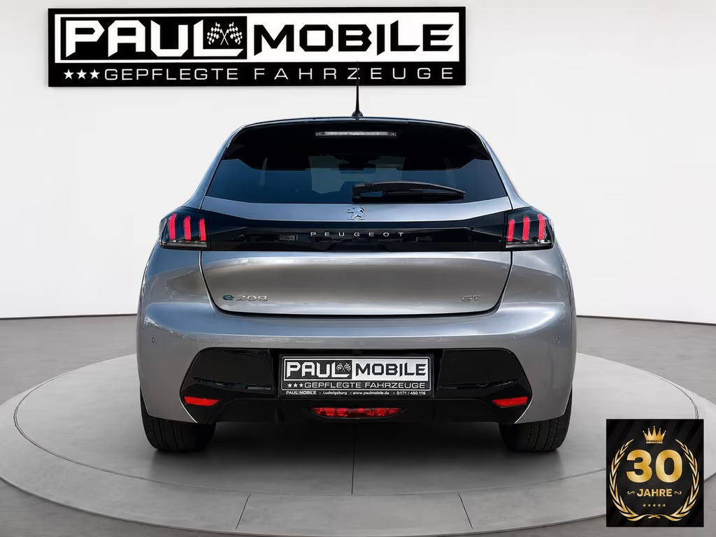 Peugeot e-208