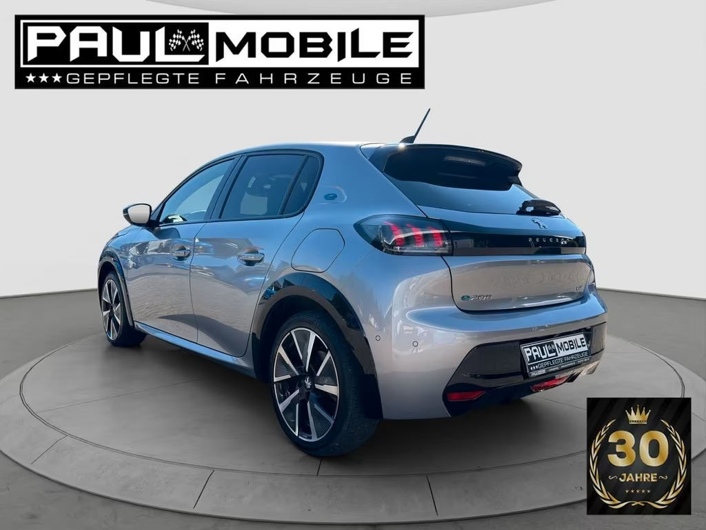 Peugeot e-208