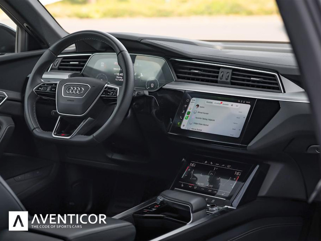 Audi Q8 e-tron