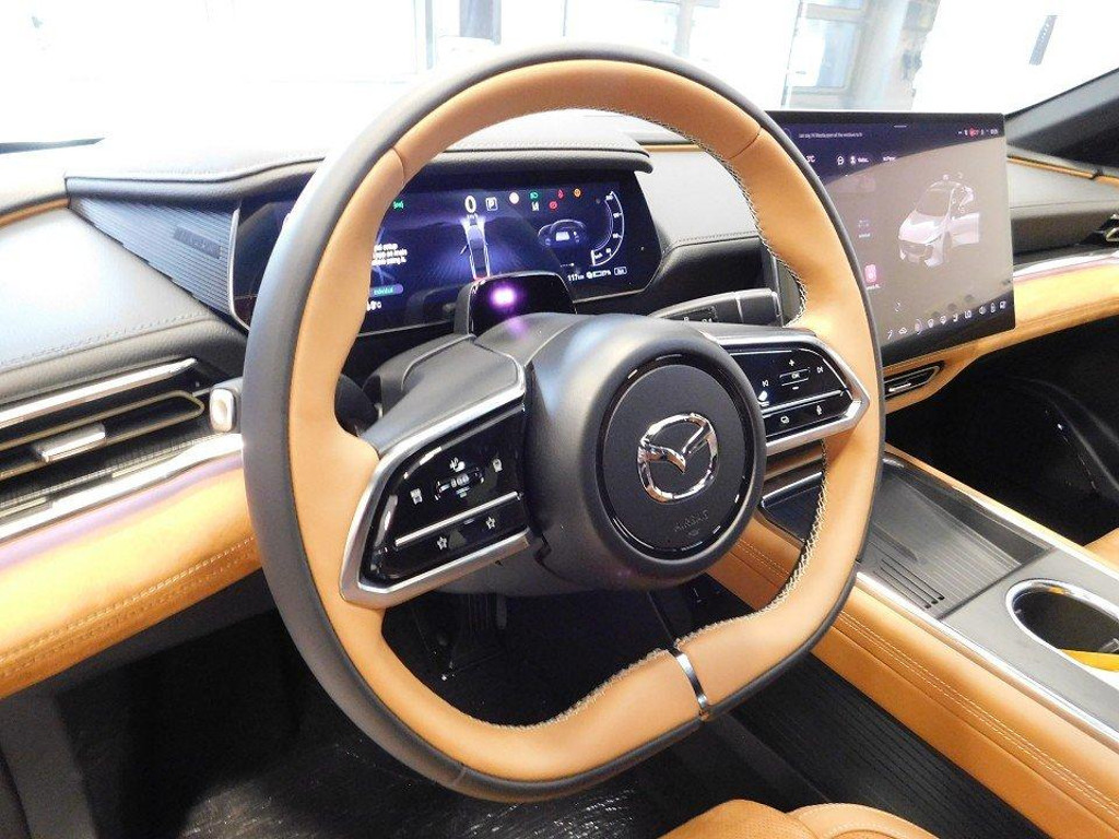 Mazda 6e