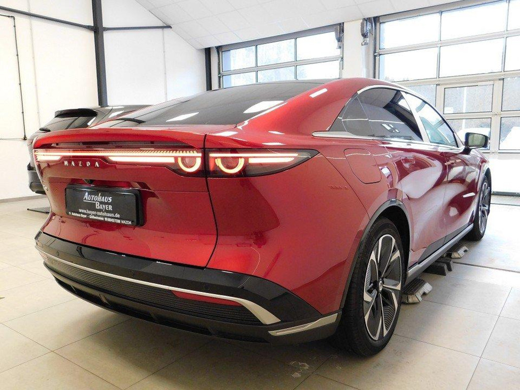 Mazda 6e