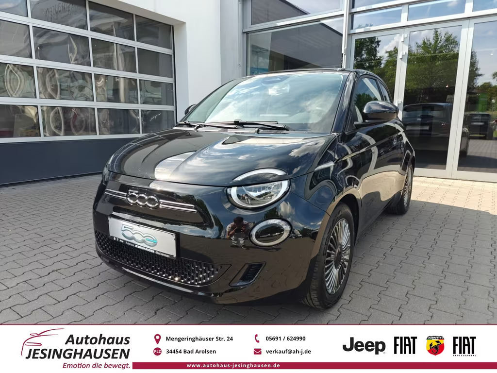 Fiat 500e Schiebedach+WinterP.+RFK+Navi+Apple CarPlay