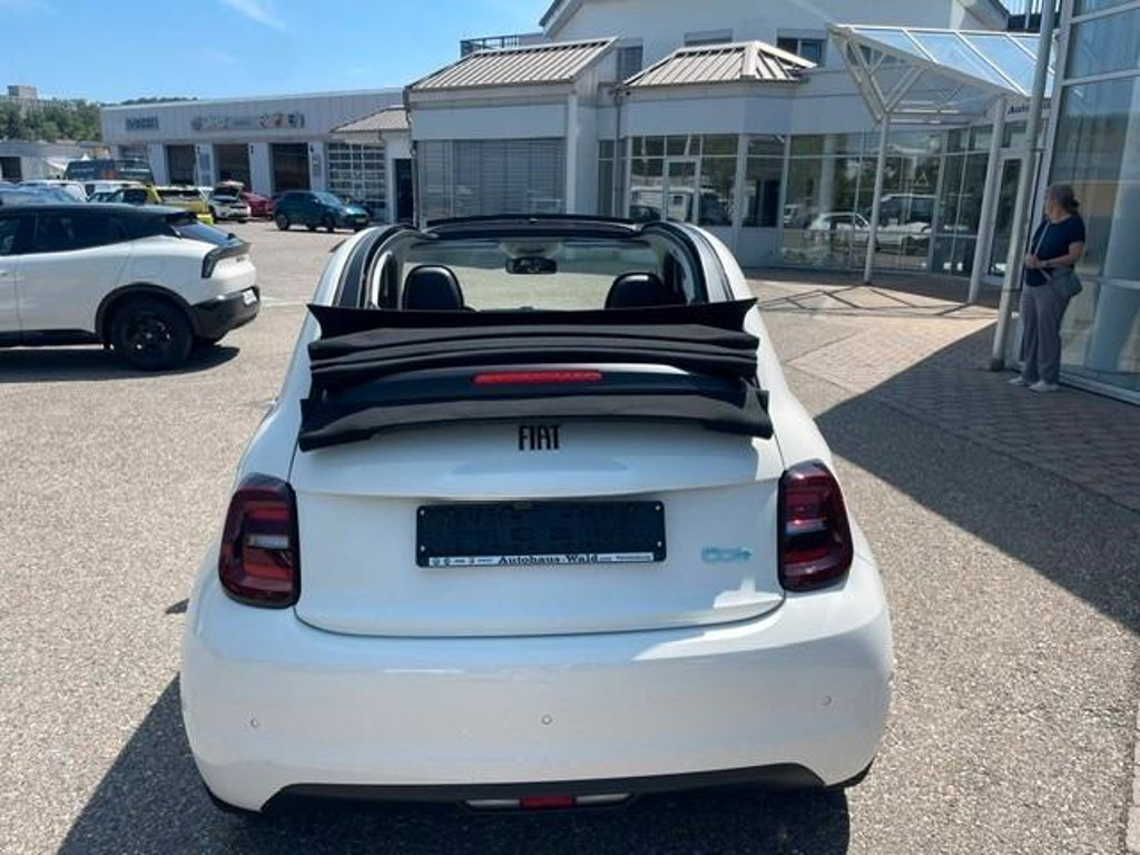 Fiat 500e