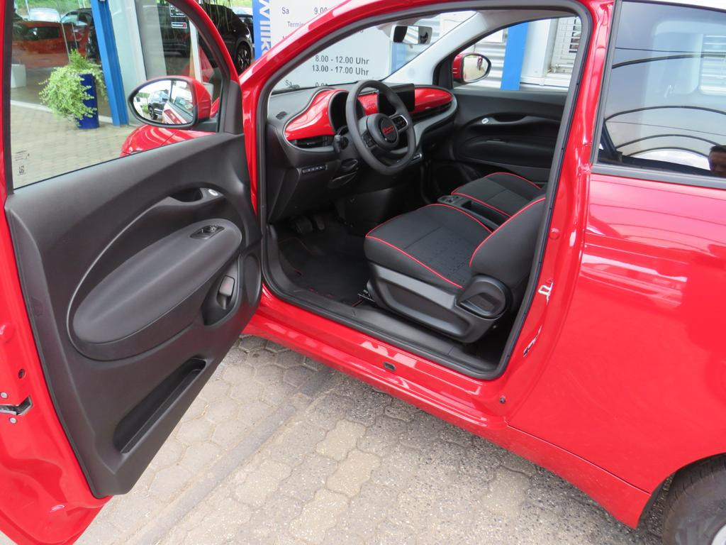 Fiat 500e RED