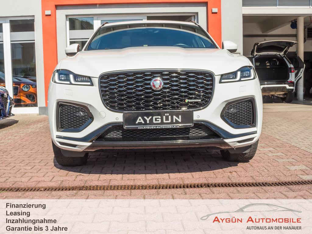 Jaguar F-Pace