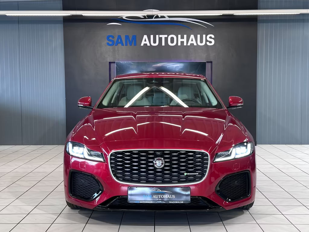 Jaguar XF