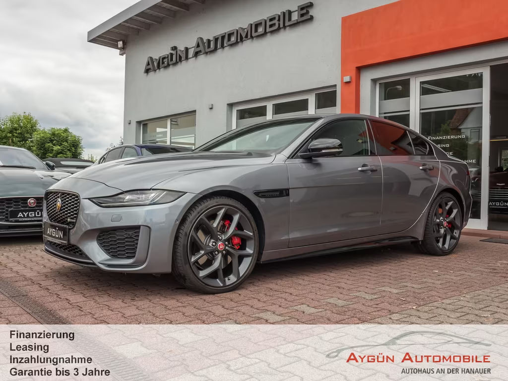 Jaguar XE R-Dynamic P300 AWD