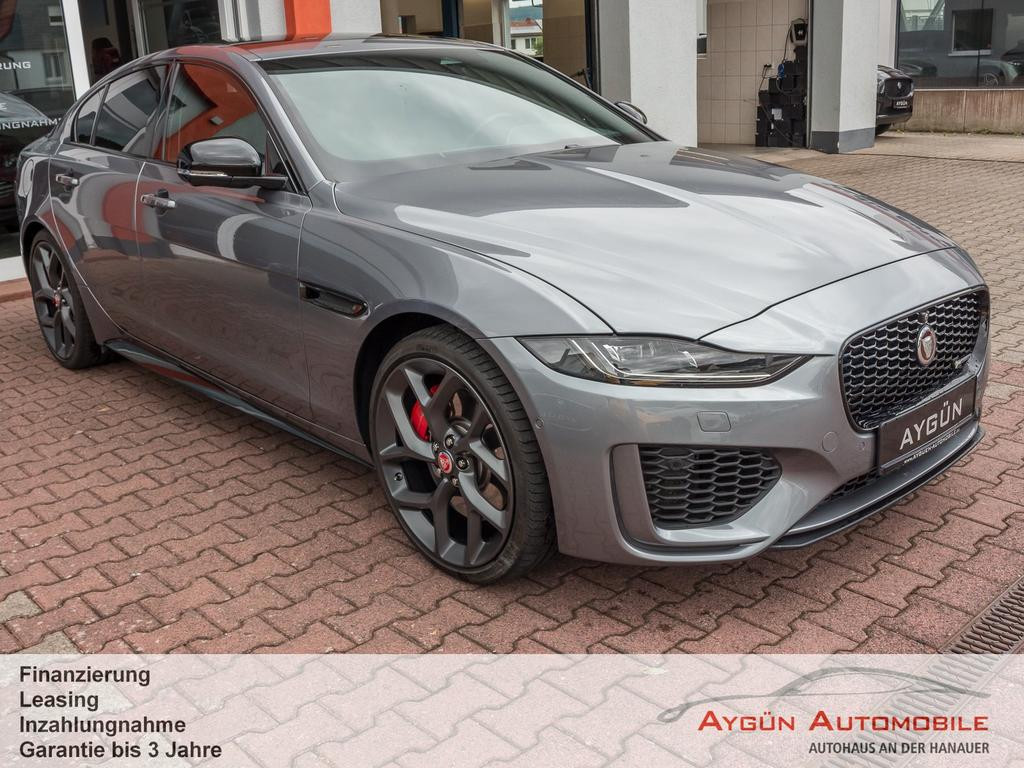 Jaguar XE