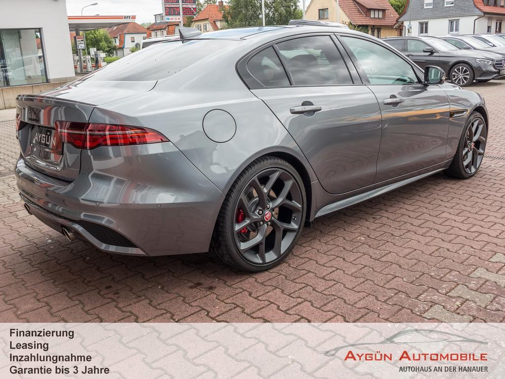 Jaguar XE