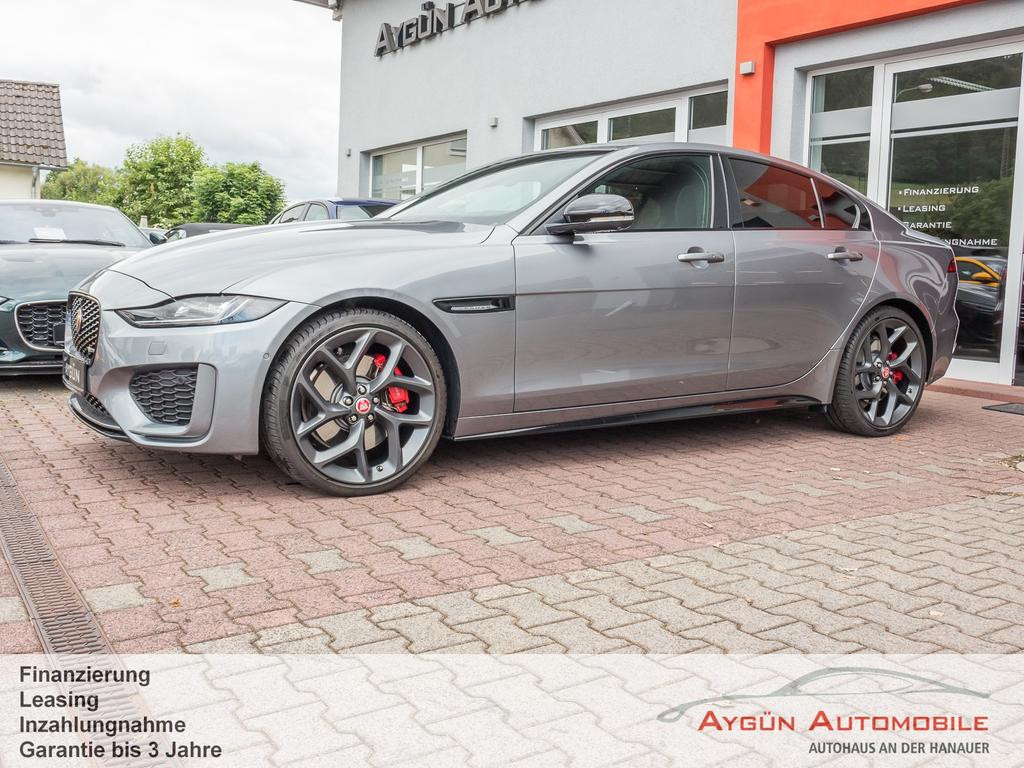 Jaguar XE