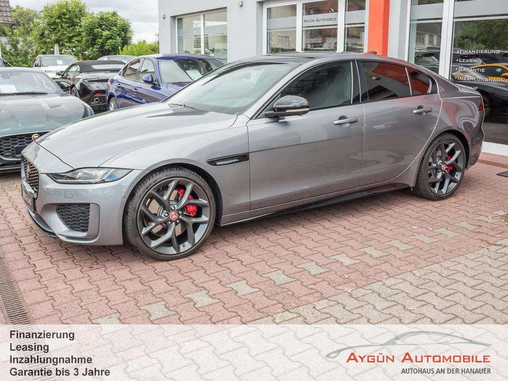 Jaguar XE