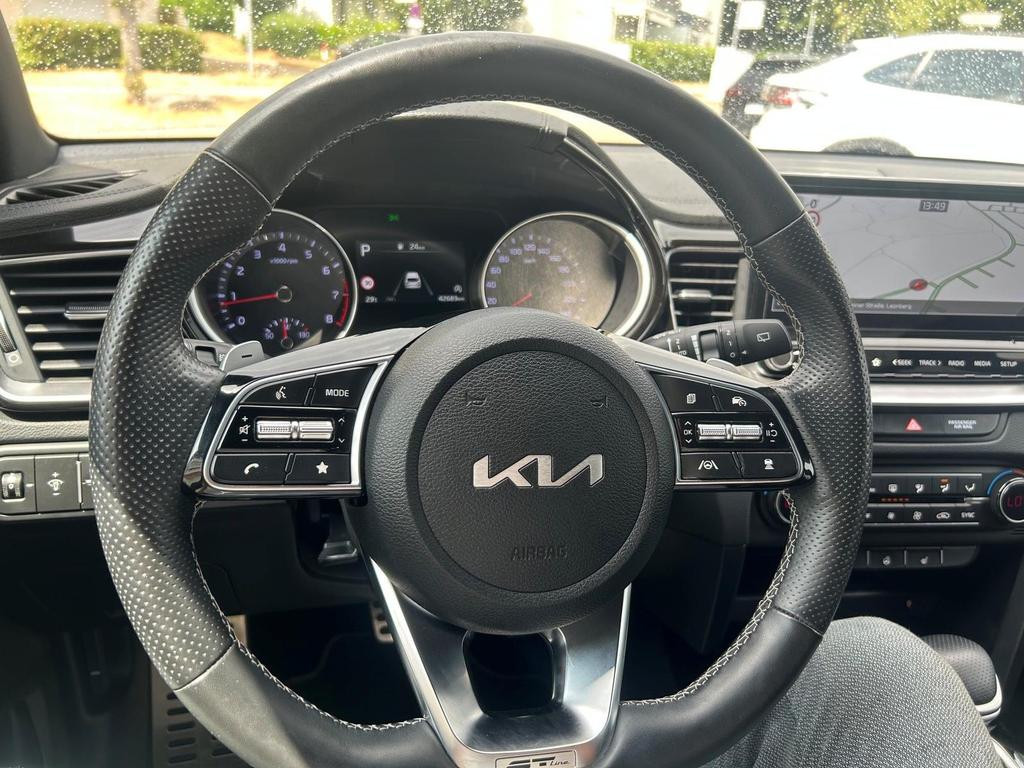 Kia ProCeed