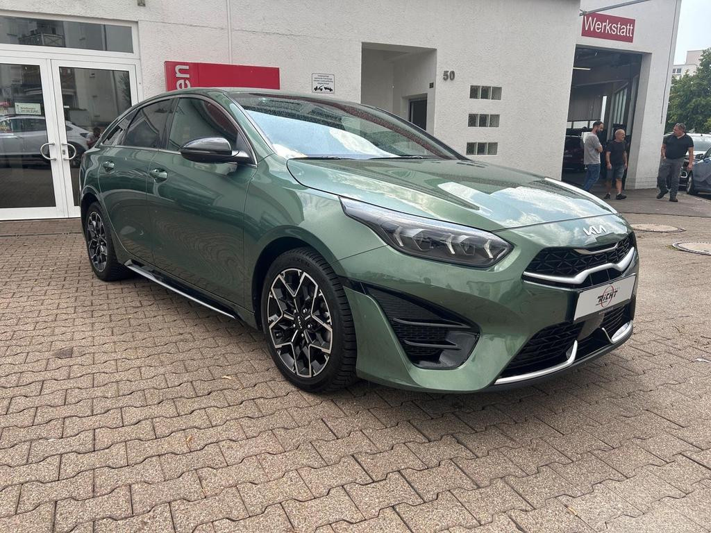 Kia ProCeed