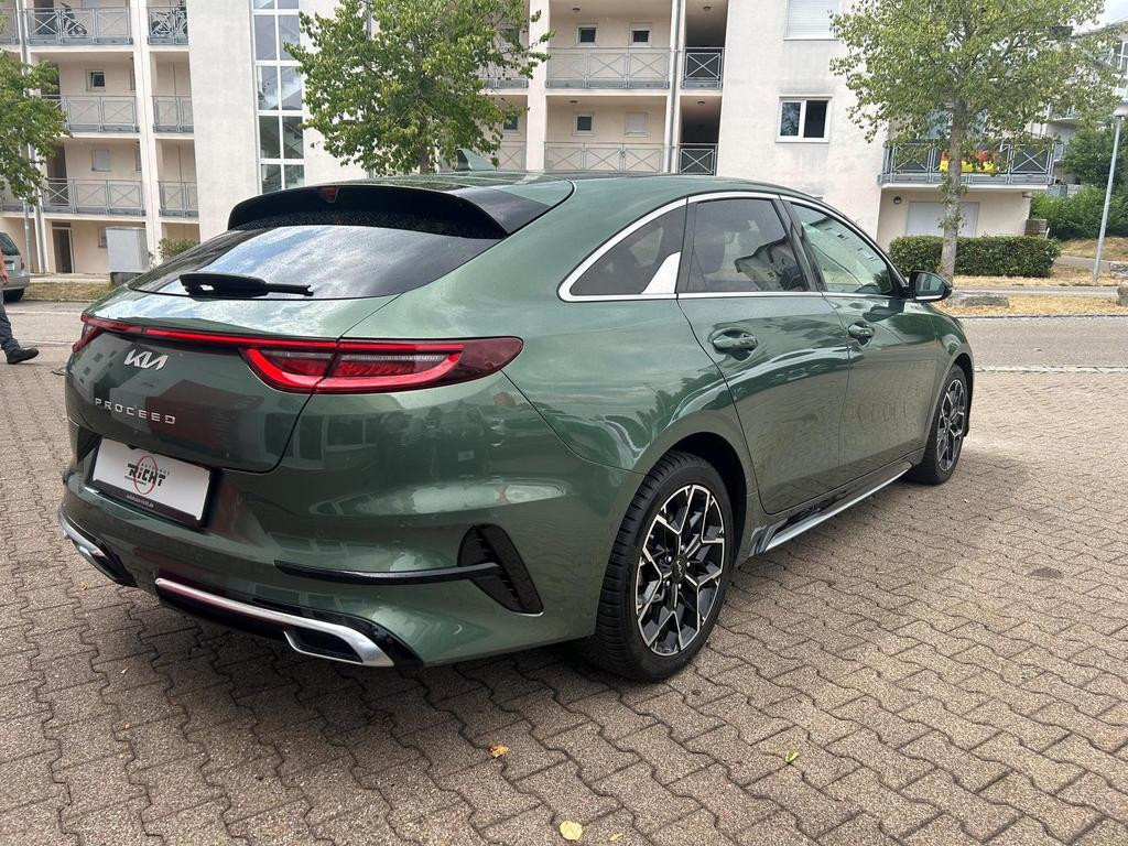 Kia ProCeed