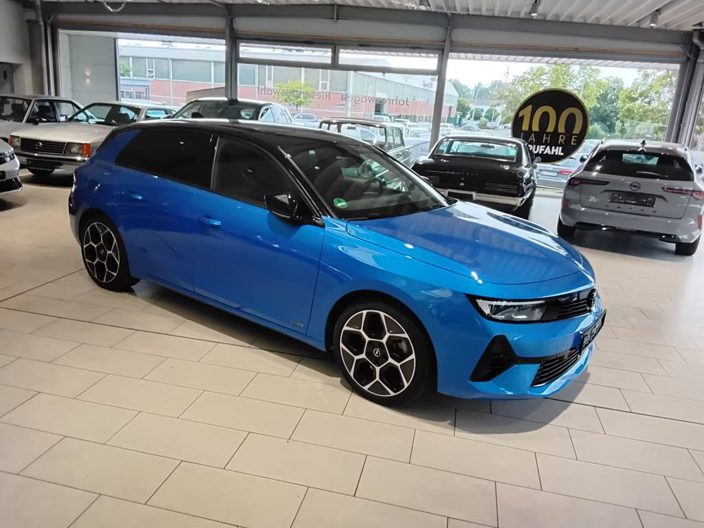 Opel Astra Ultimate