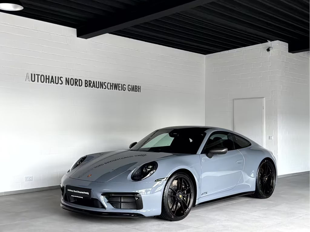 Porsche 911 GTS 992 Carrera