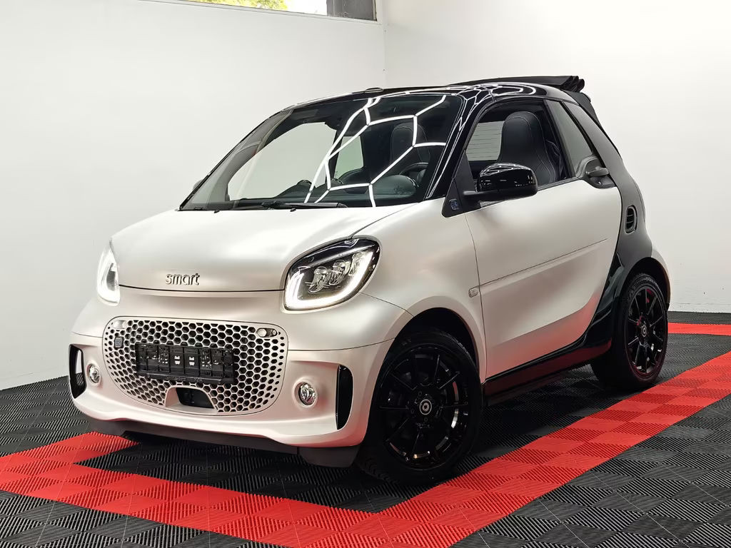 Smart EQ fortwo Brabus Cabrio