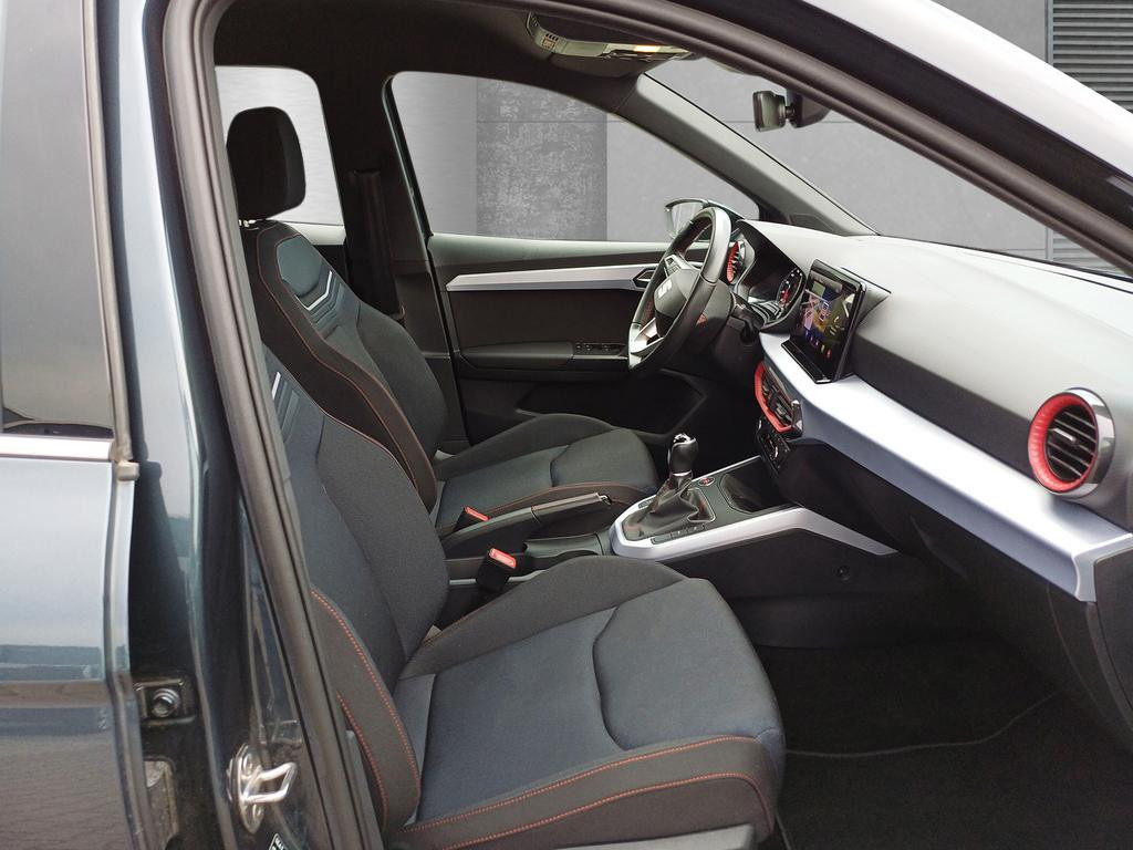 Seat Arona