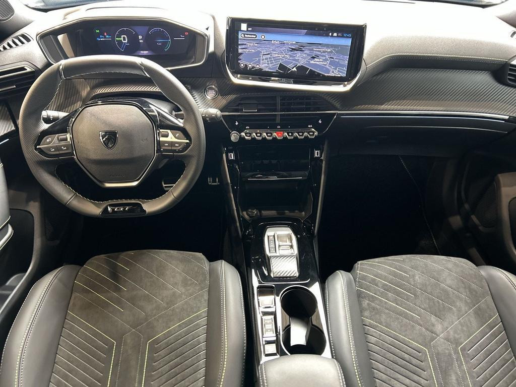 Peugeot e-2008