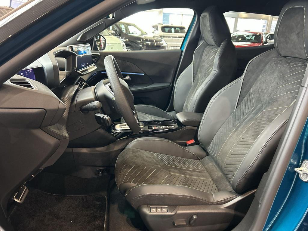Peugeot e-2008