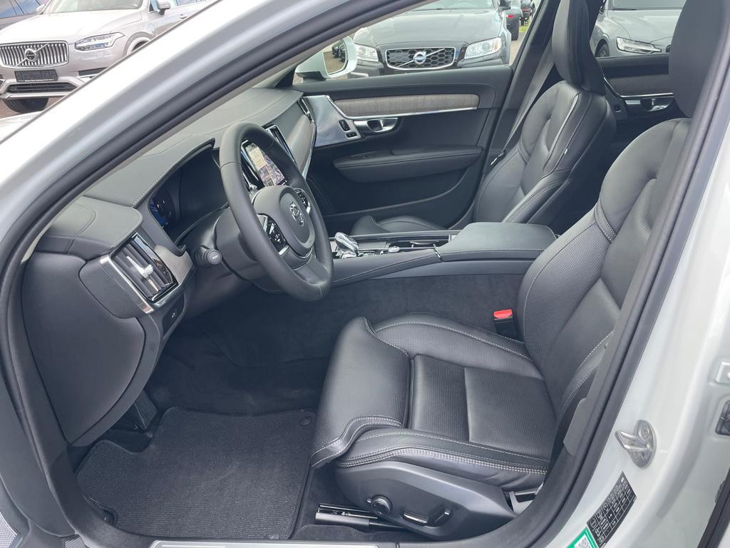 Volvo V90 Cross Country
