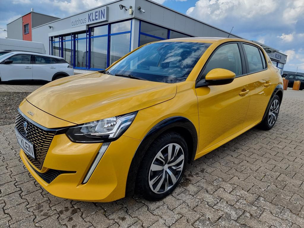 Peugeot e-208