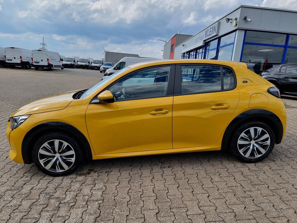 Peugeot e-208