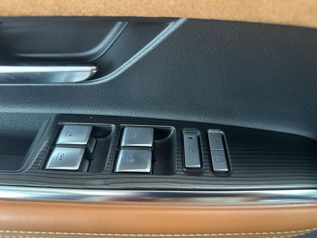 Mazda 6e