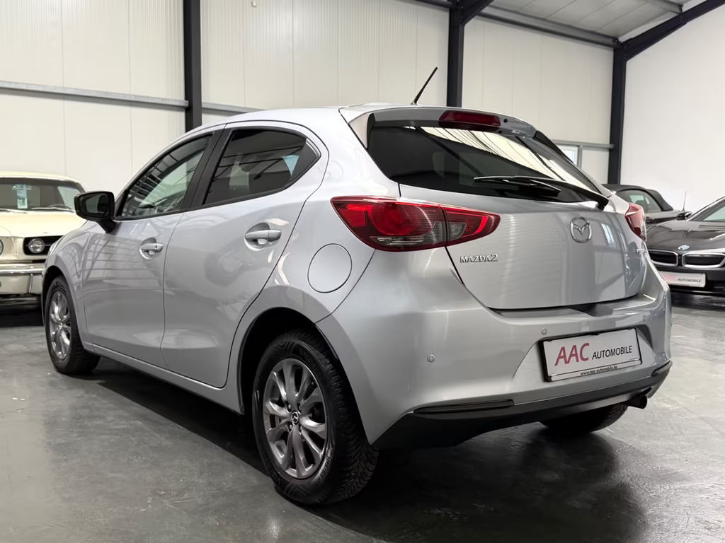 Mazda 2