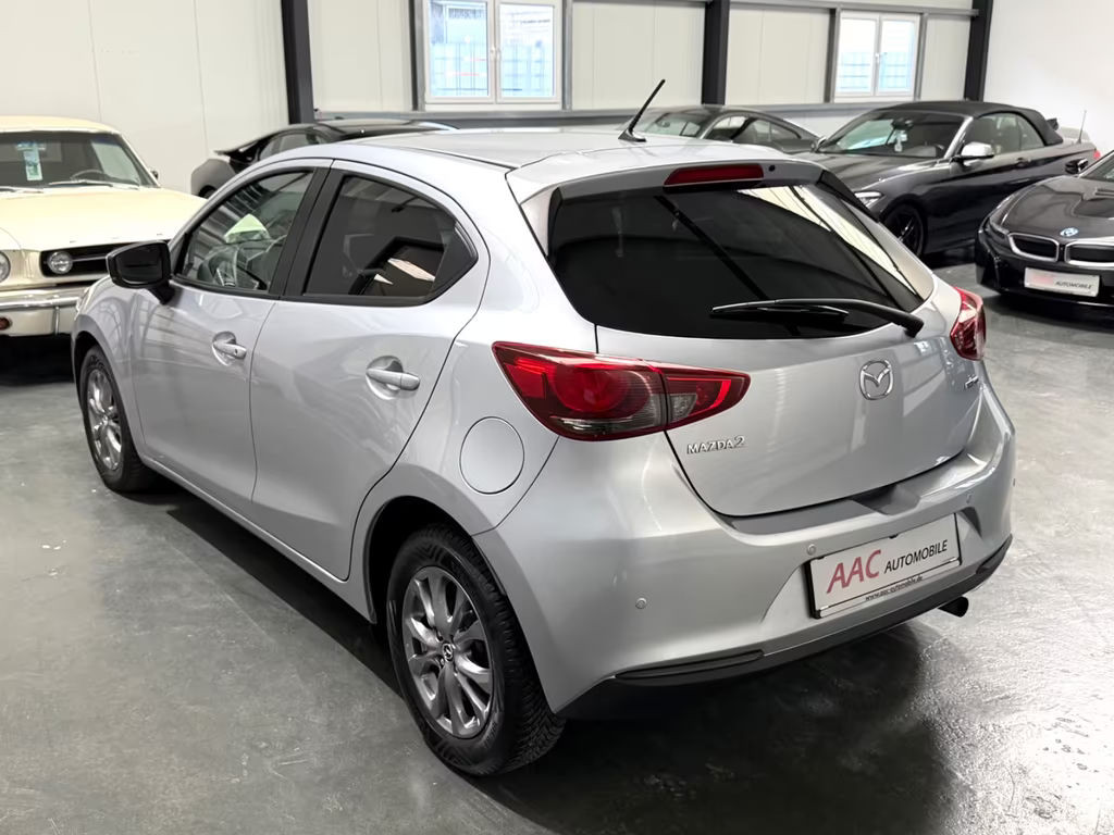 Mazda 2