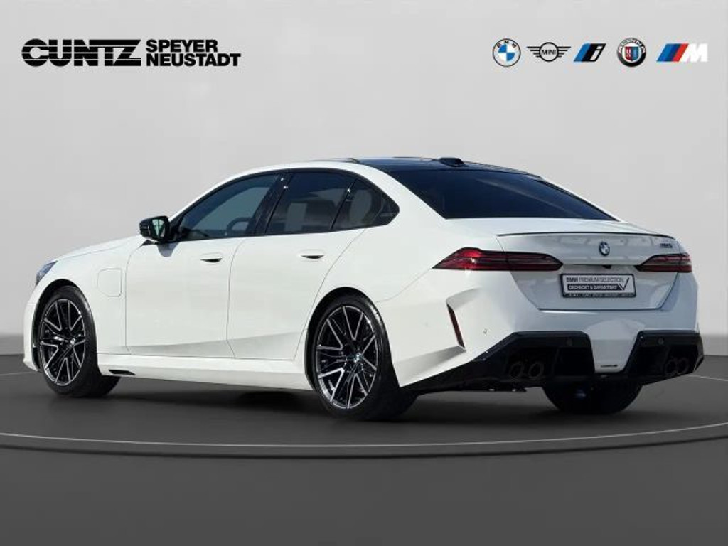 BMW M5