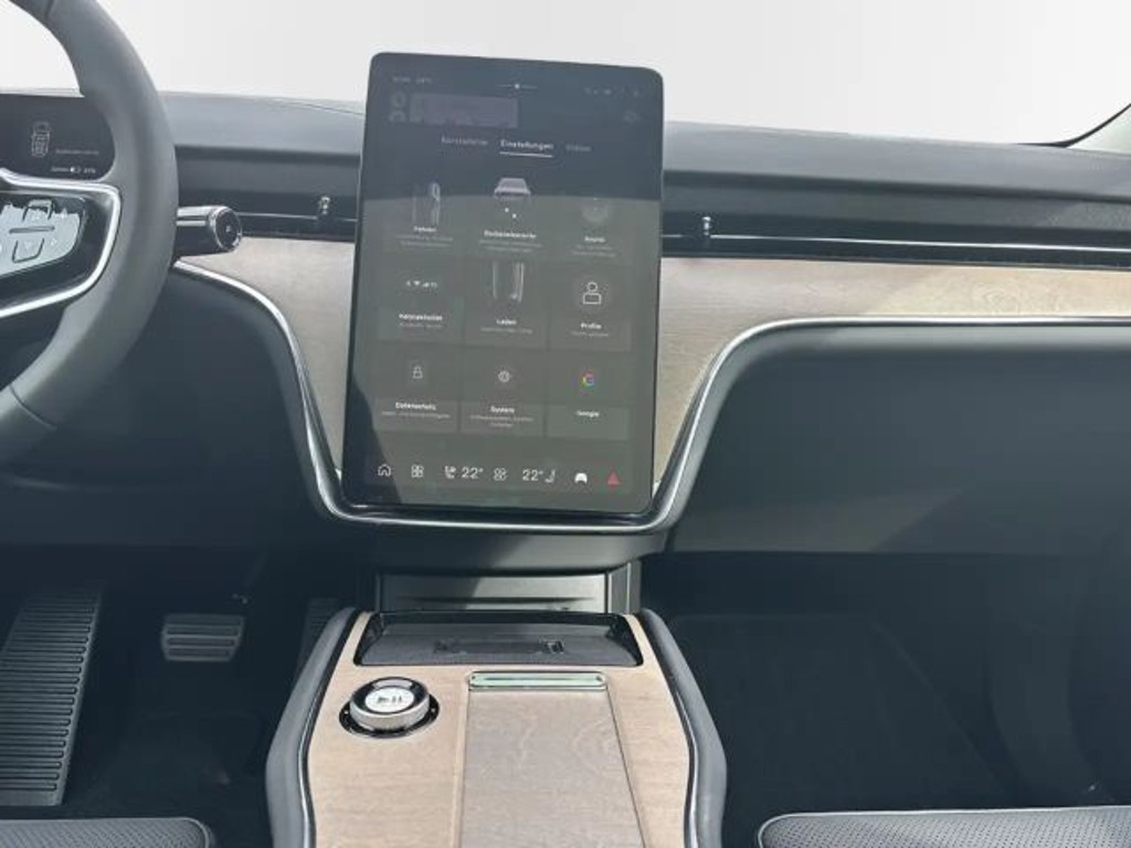 Volvo EX90