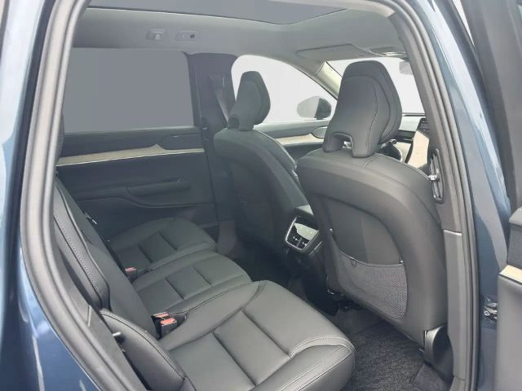 Volvo EX90