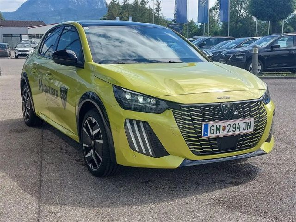 Peugeot e-208