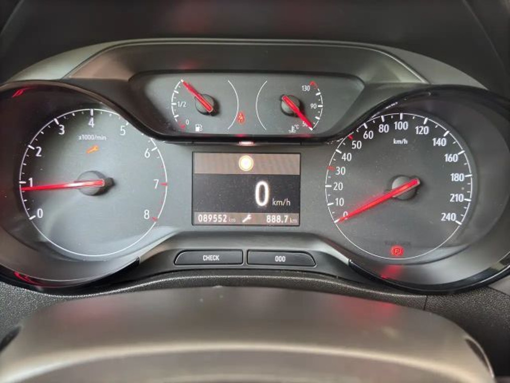 Opel Crossland X