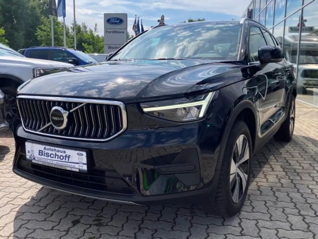 Volvo XC40 Plus Bright