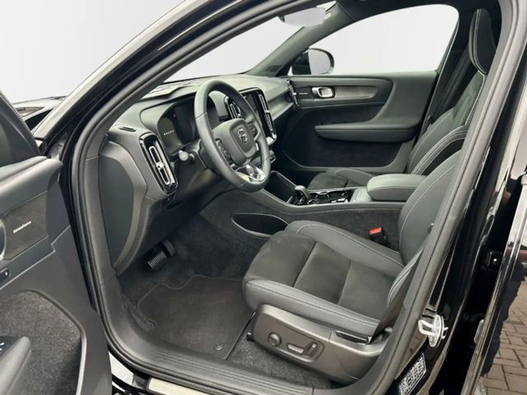 Volvo C40
