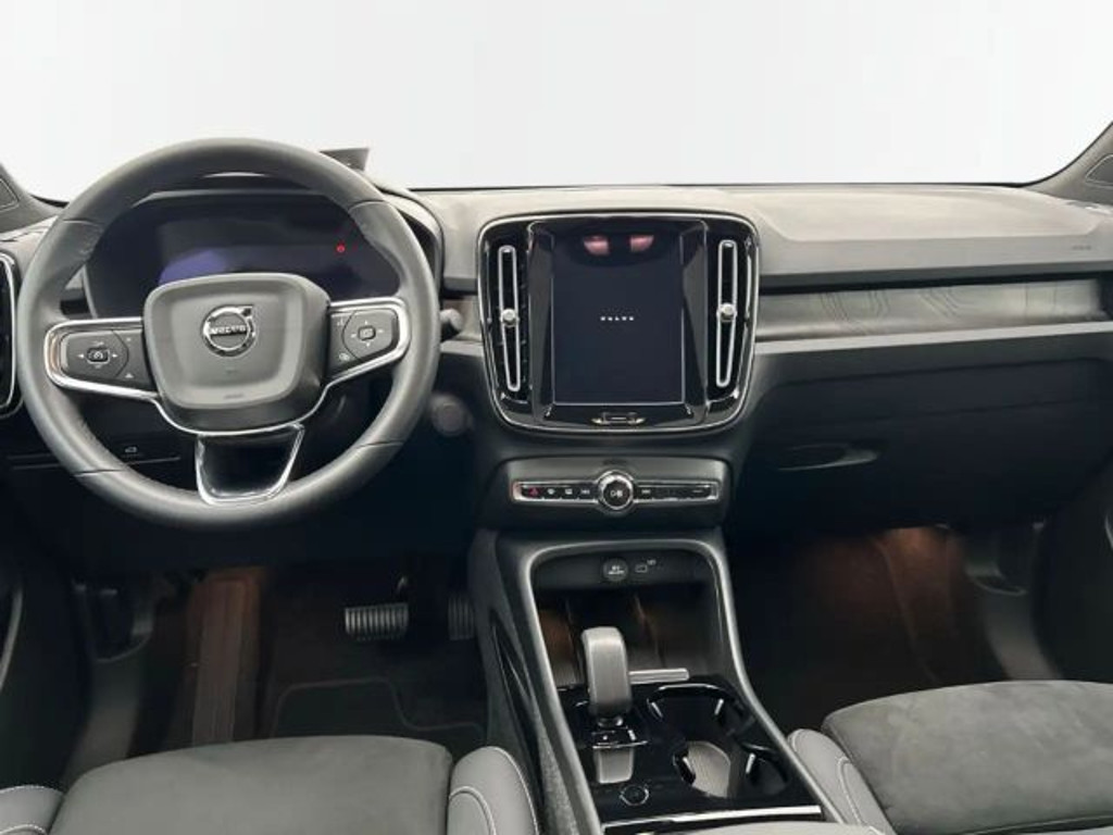 Volvo C40