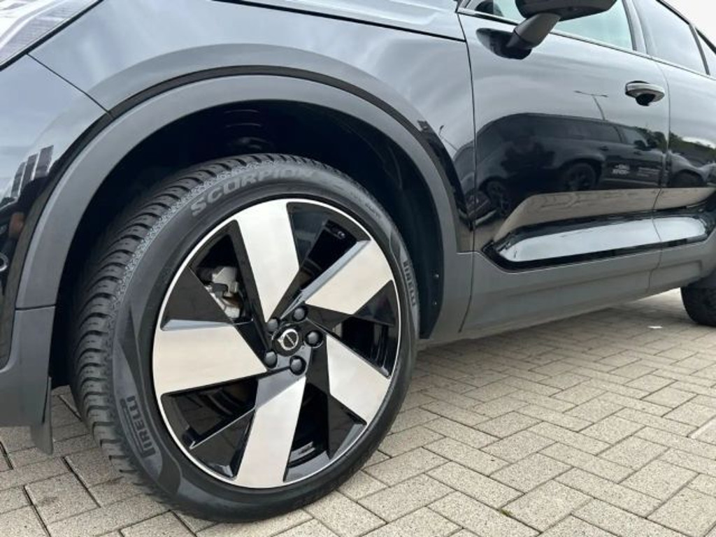 Volvo C40