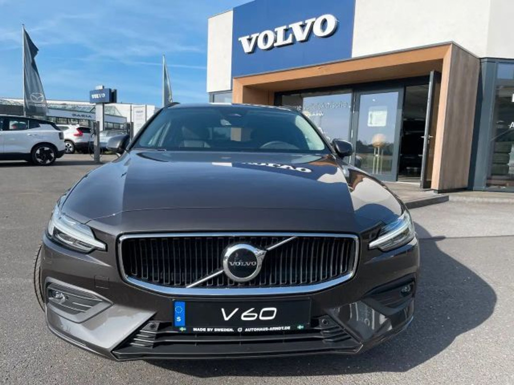 Volvo V60 Core