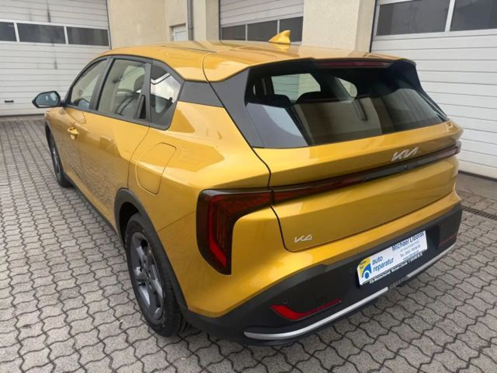 Kia K4