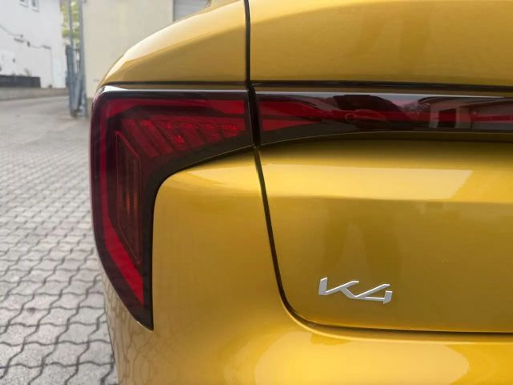 Kia K4