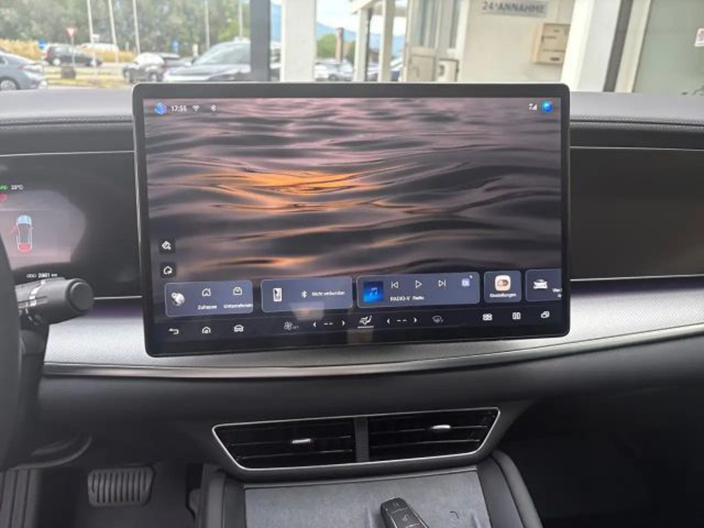 BYD Sealion 7