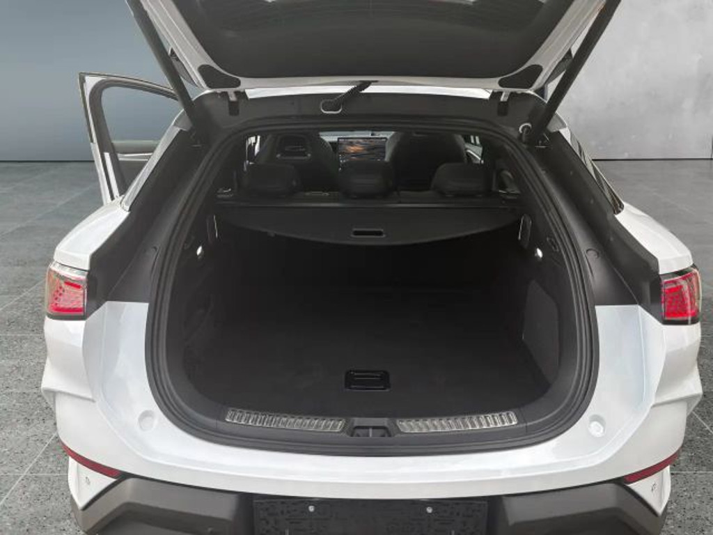 BYD Sealion 7