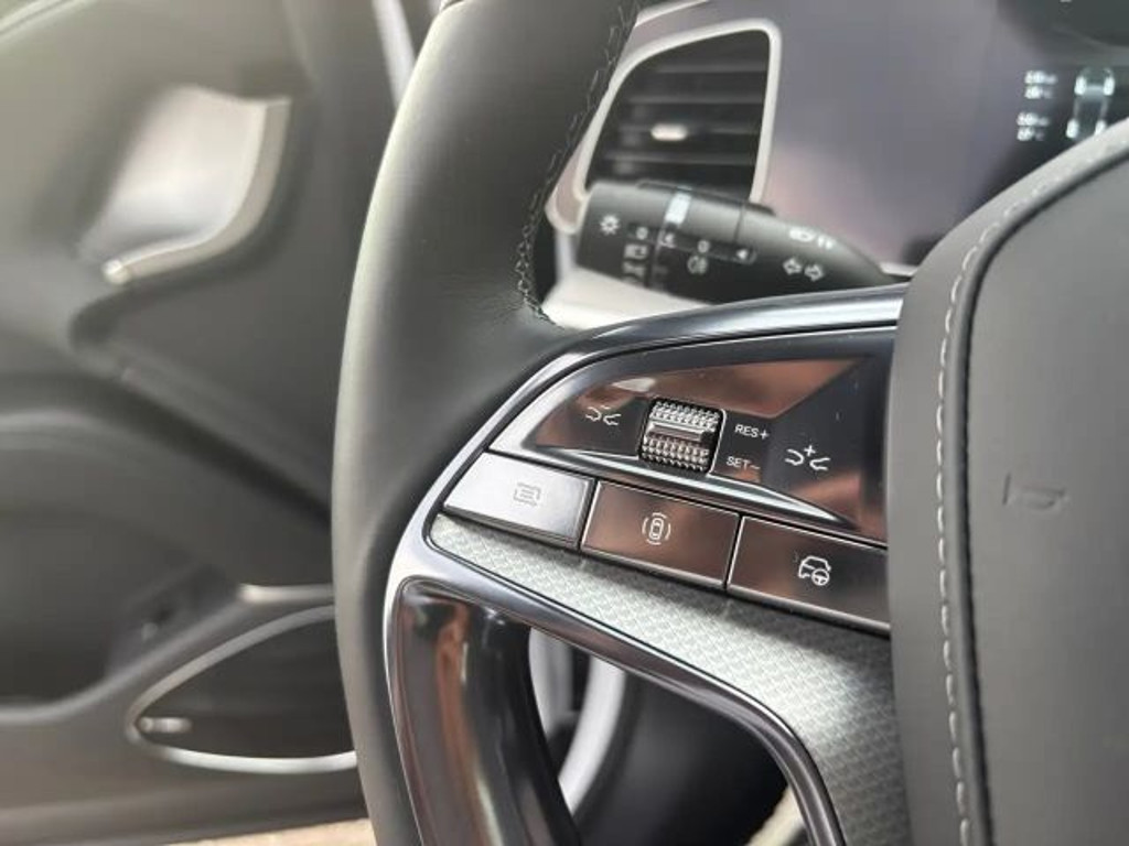 BYD Sealion 7