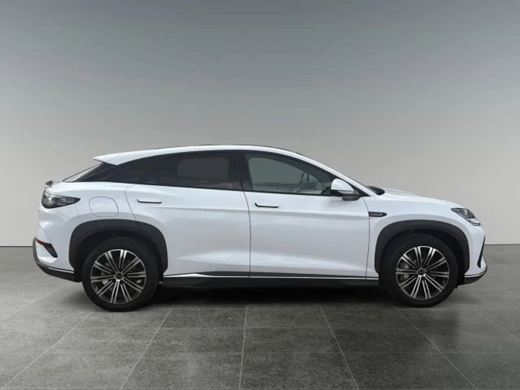 BYD Sealion 7