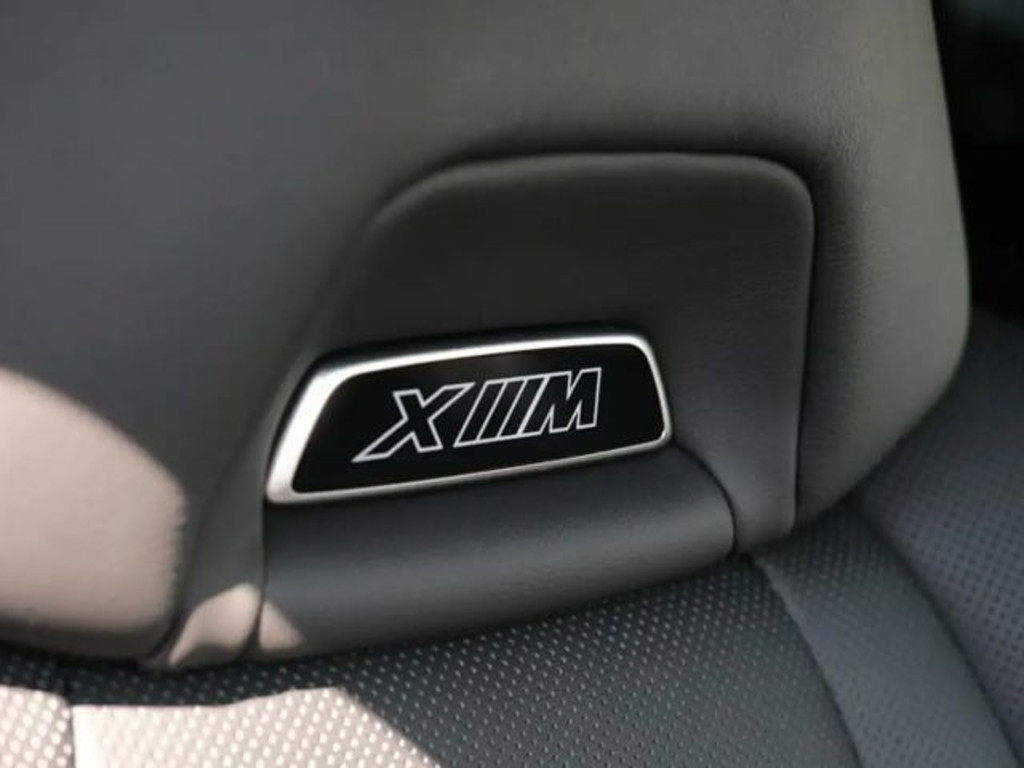 BMW XM