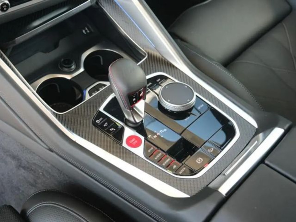 BMW XM