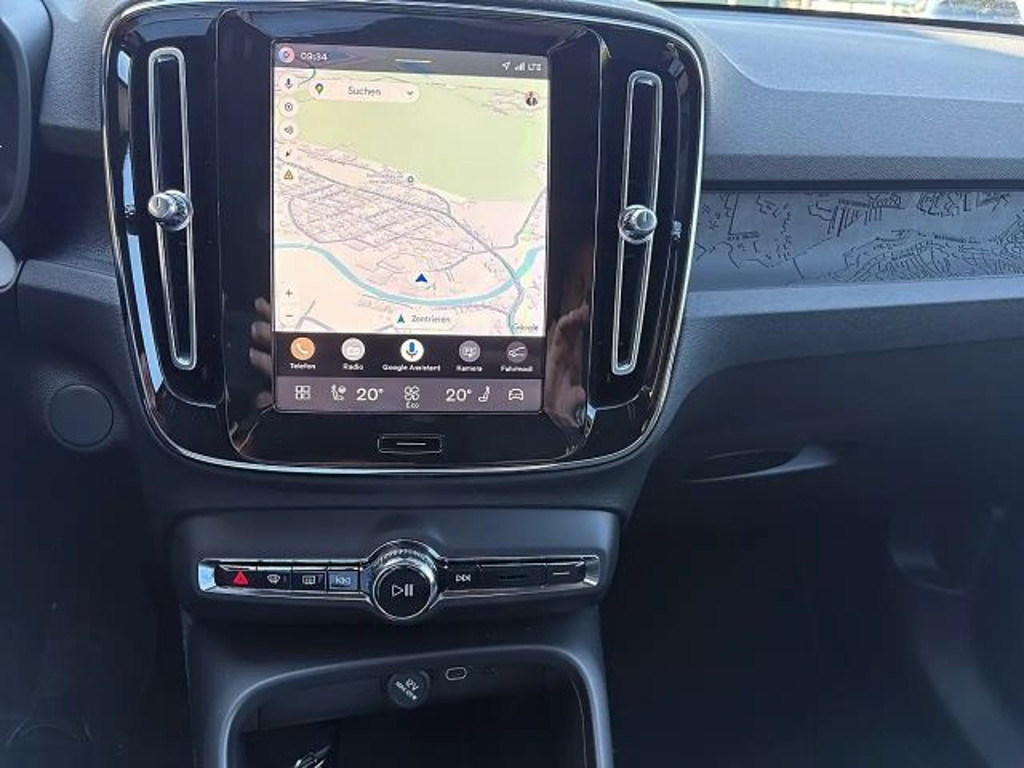 Volvo EX40