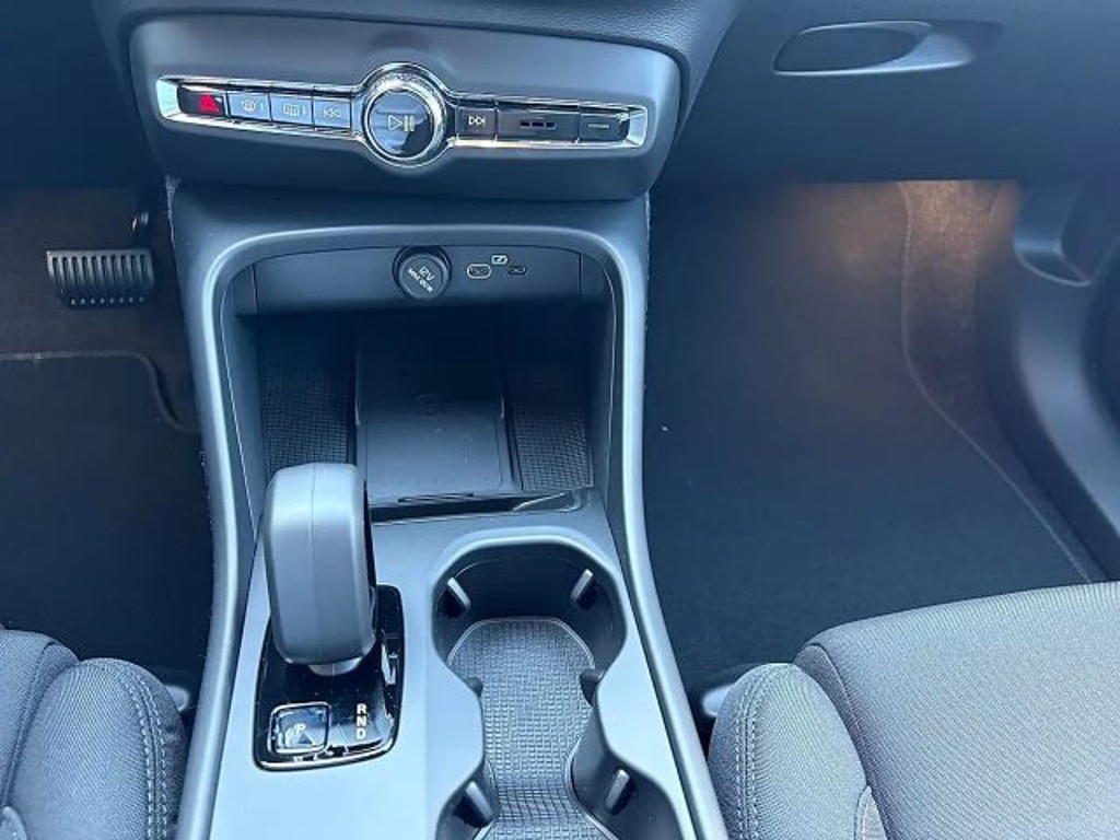 Volvo EX40
